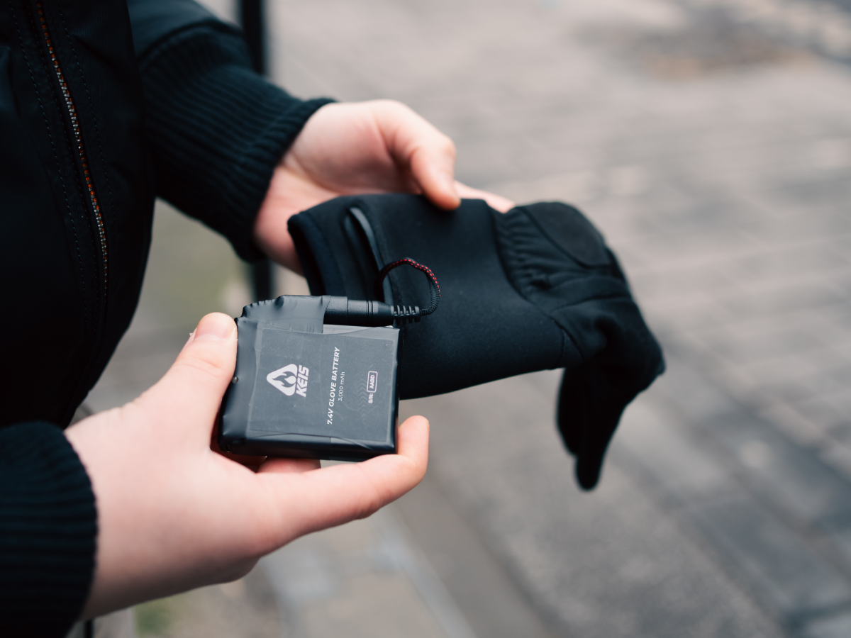 Warmer for longer with new KEIS battery set