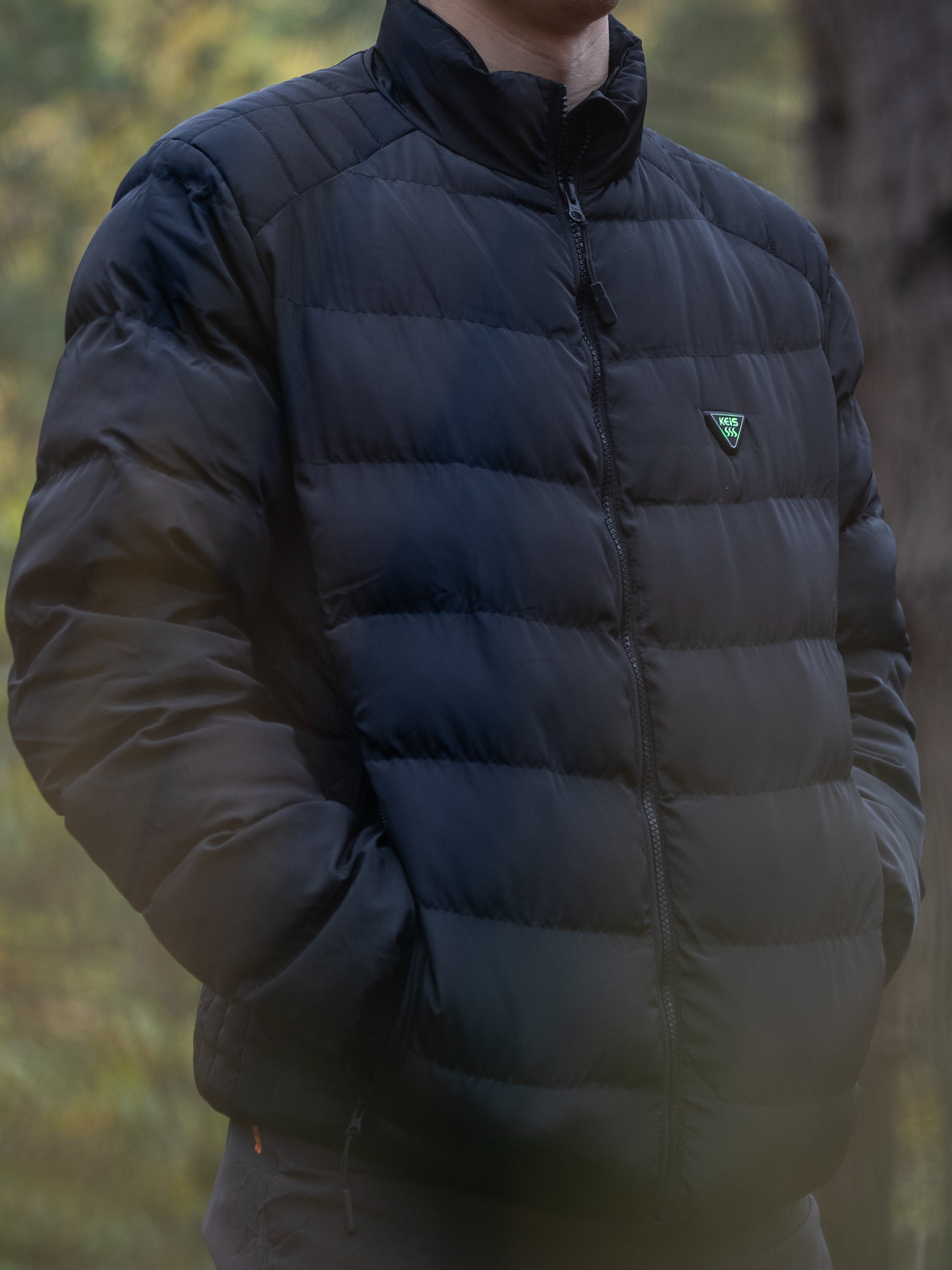 Portable down clearance jacket